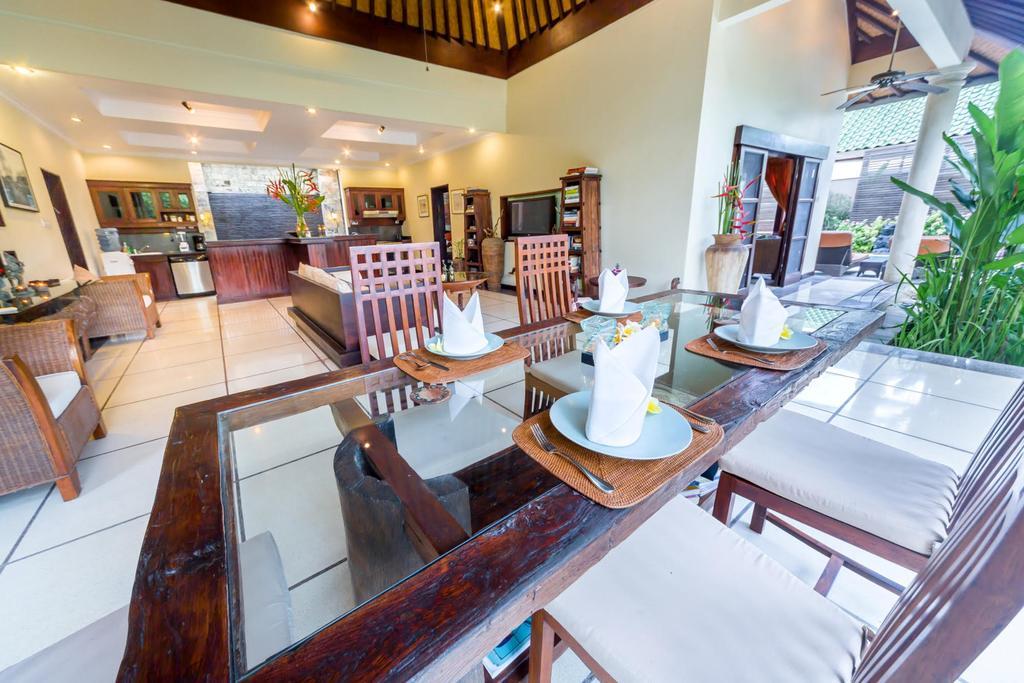 Villa Frangipani ซานูร์ ภายนอก รูปภาพ