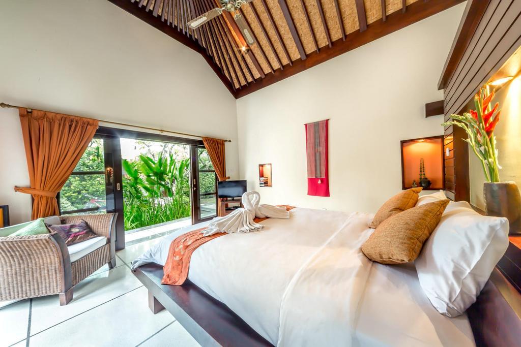 Villa Frangipani ซานูร์ ภายนอก รูปภาพ