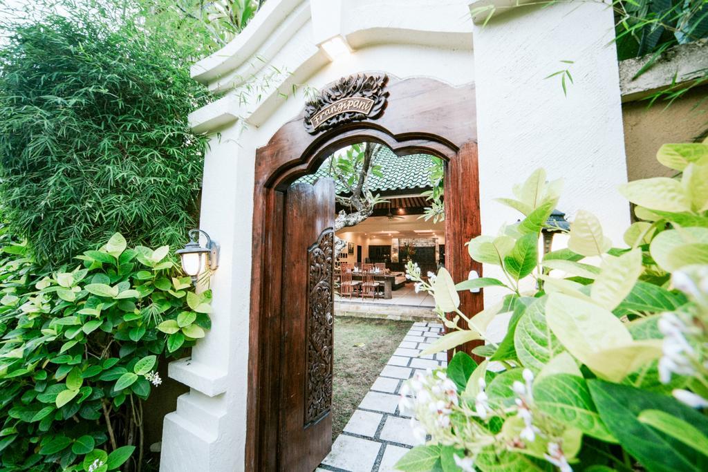 Villa Frangipani ซานูร์ ภายนอก รูปภาพ